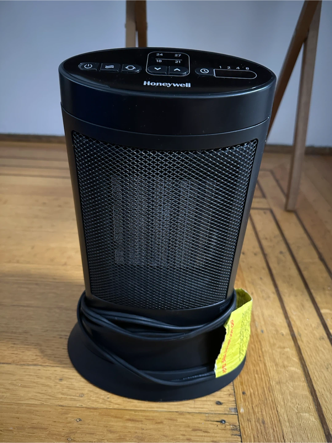 Honeywell HCE309BC Slim Ceramic Mini-Tower Space Heater