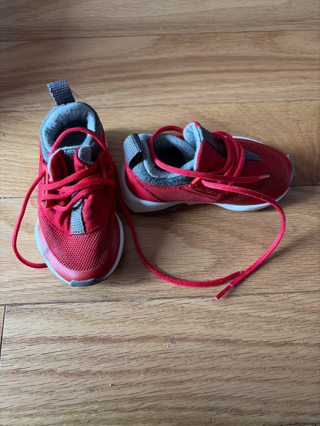 Zara Baby Red Sneakers Size 18