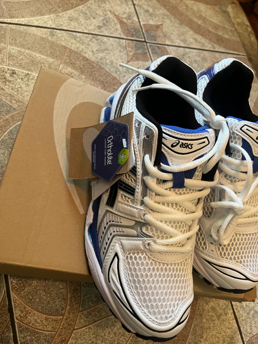 Asics Running Shoes - photo 2
