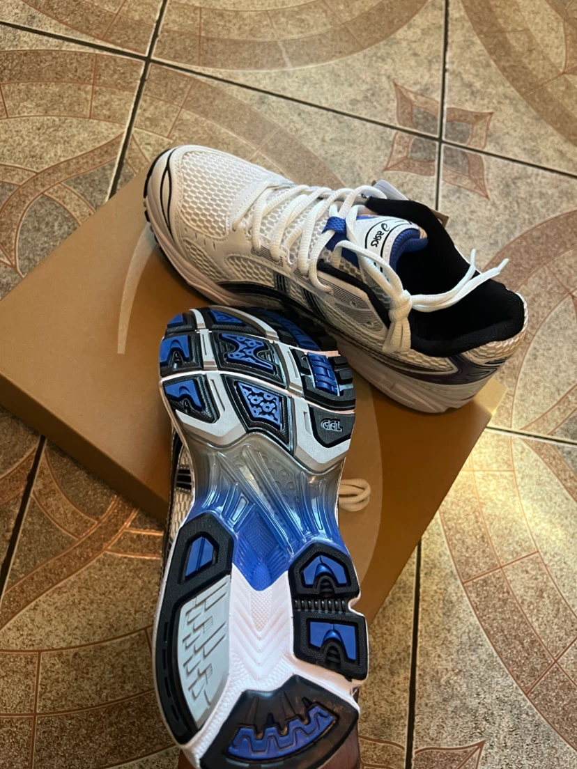 Asics Running Shoes - photo 4