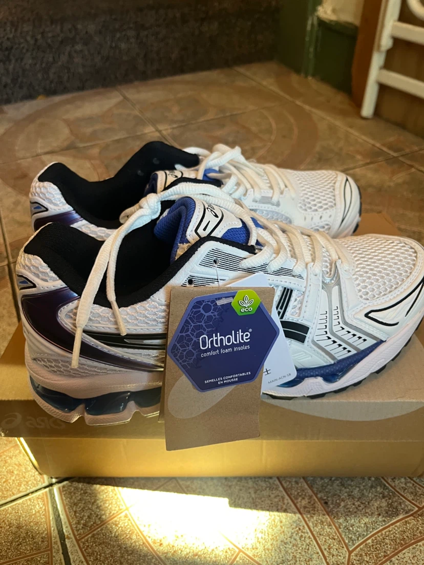 Asics Running Shoes - photo 5