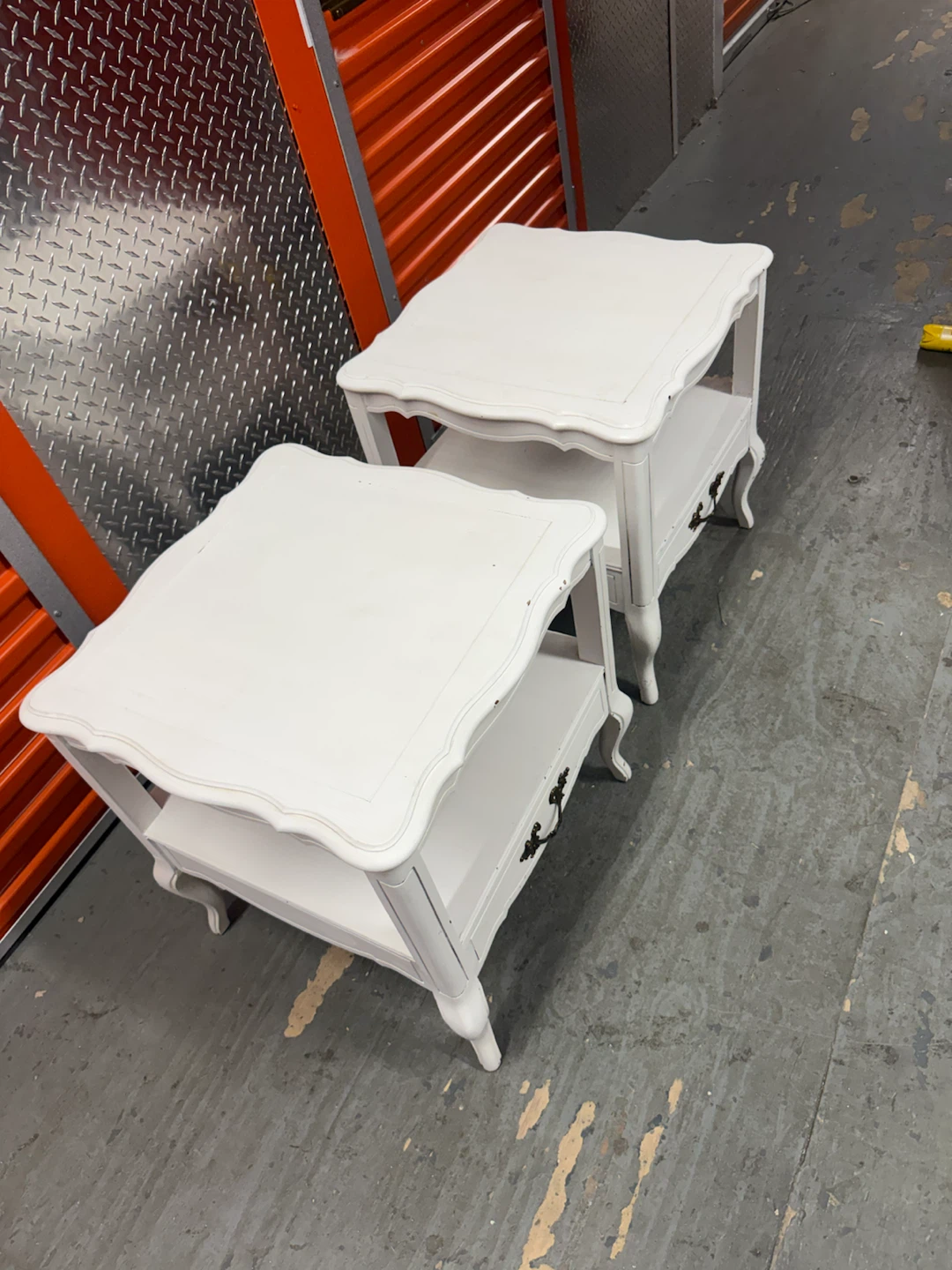 Provincial End Tables – Matching Pair - photo 2