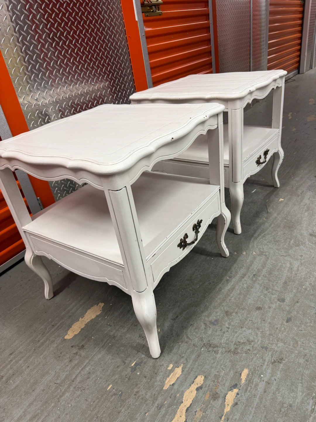 Provincial End Tables – Matching Pair - photo 3