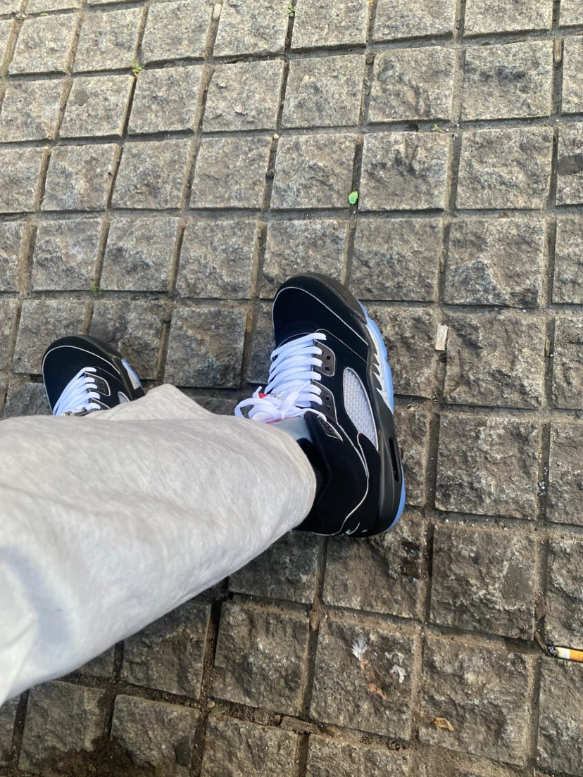 Nike Air Jordan 5 Retro Black Metallic