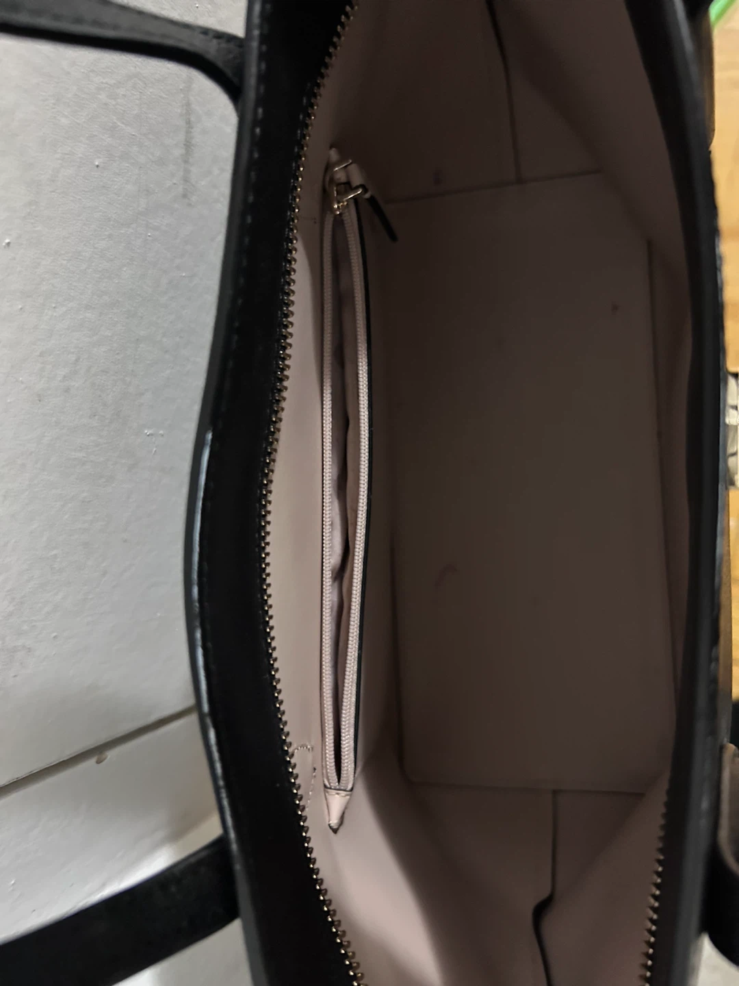 Authentic Kate Spade Black Tote Bag - photo 3