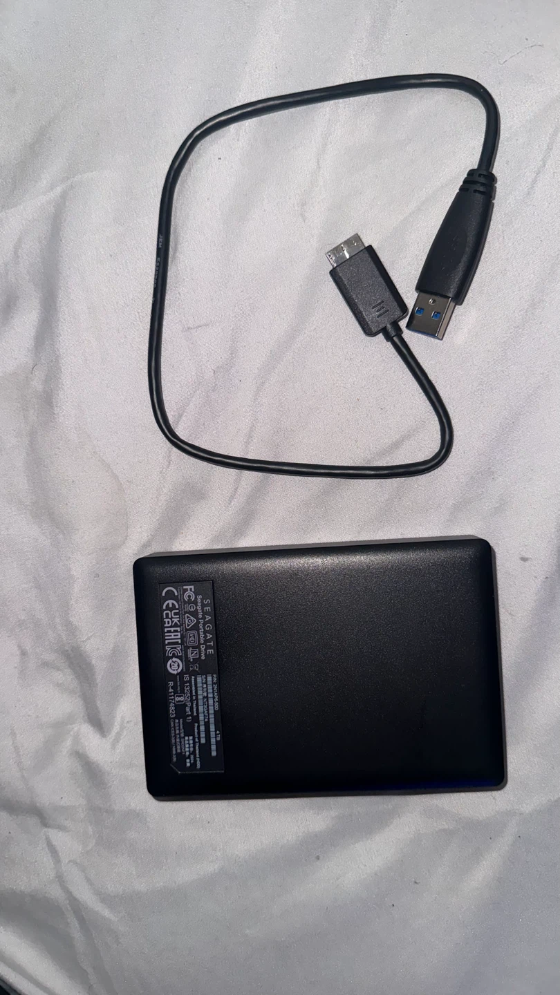 Seagate 4TB Portable Hard Drive - photo 2
