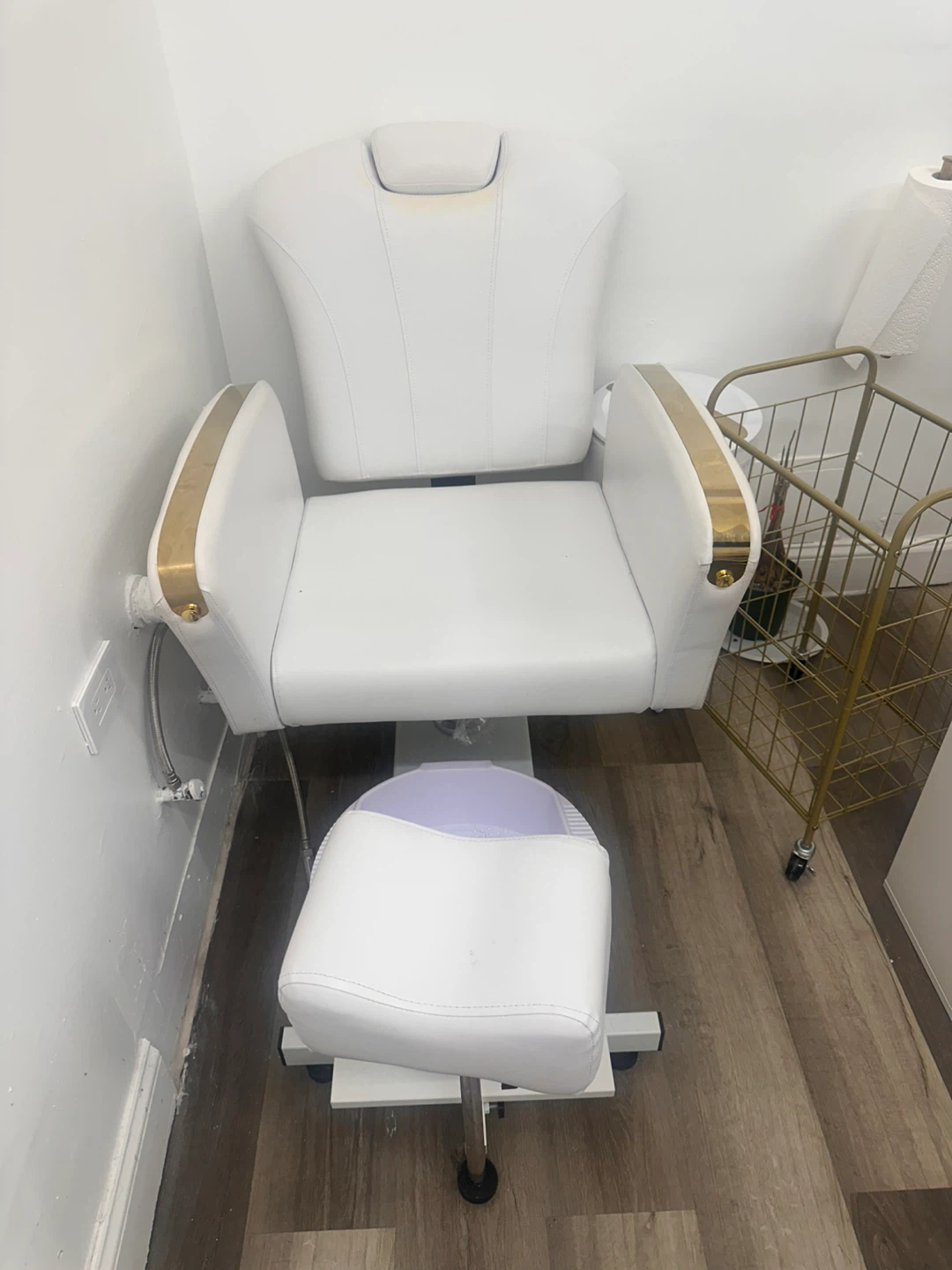 White Pedicure Spa Chair