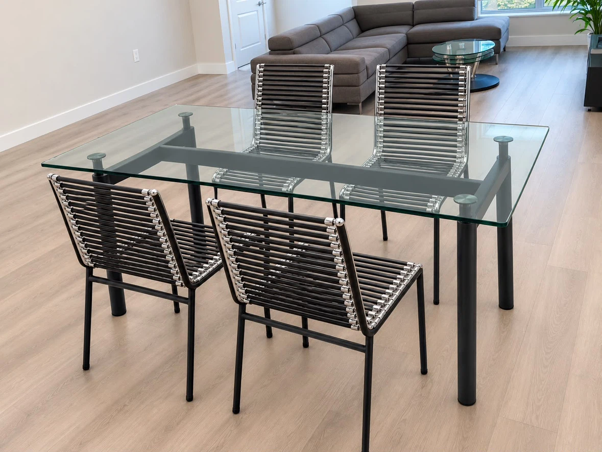 Dining table set with 4 bungee cord chairs