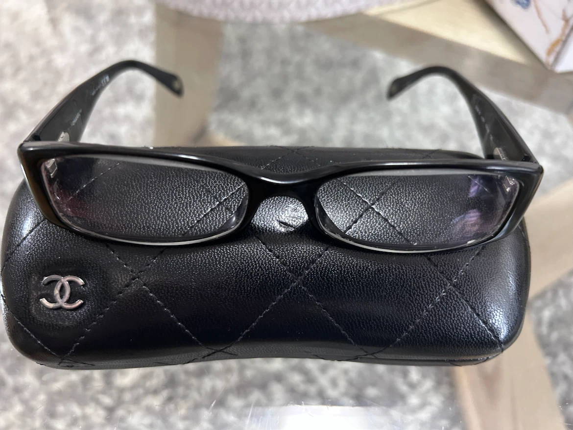 Authentic Chanel Eyeglasses Black 3098-B - photo 2