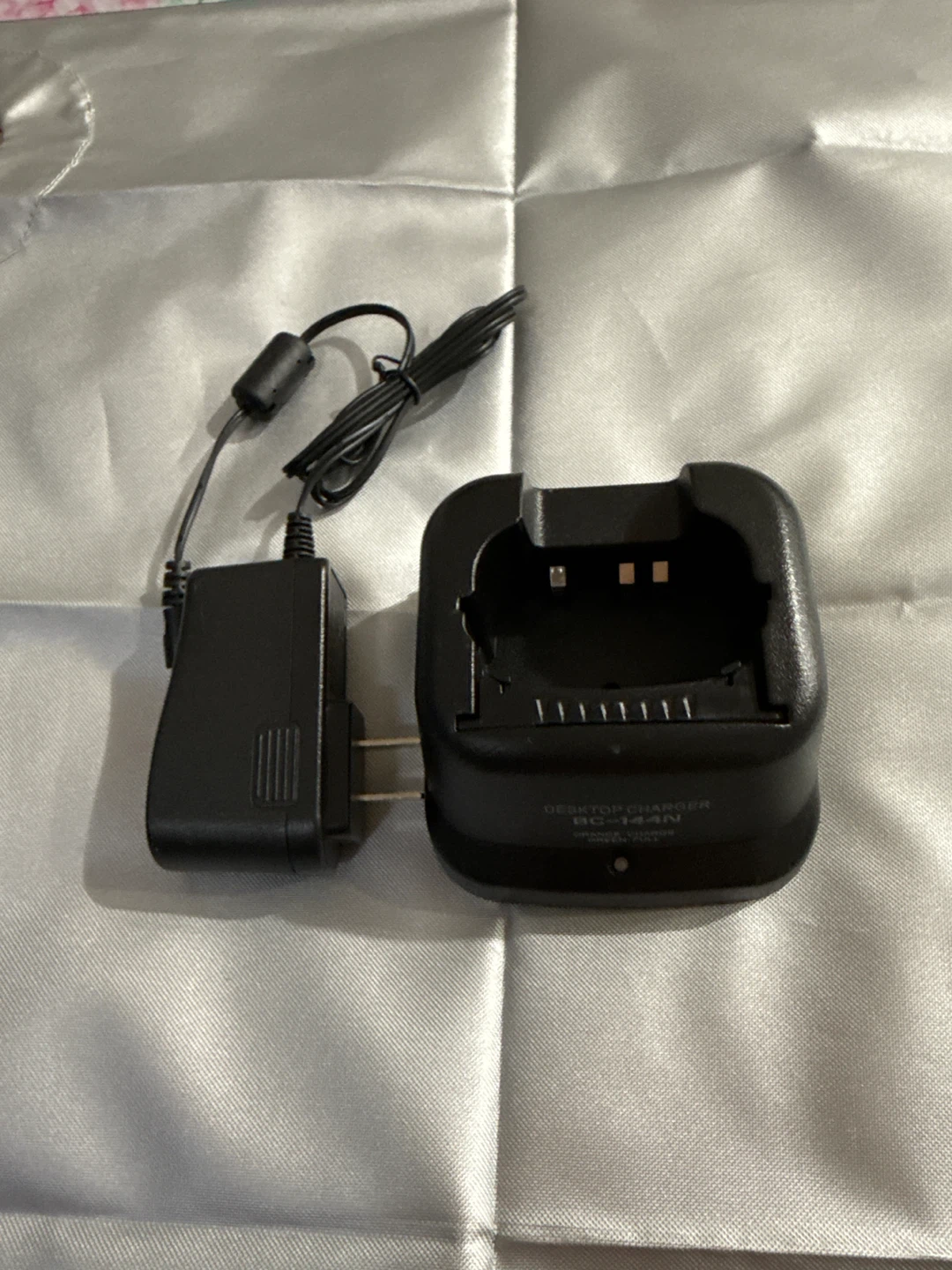 Icom BC-144N Desktop Charger - photo 2