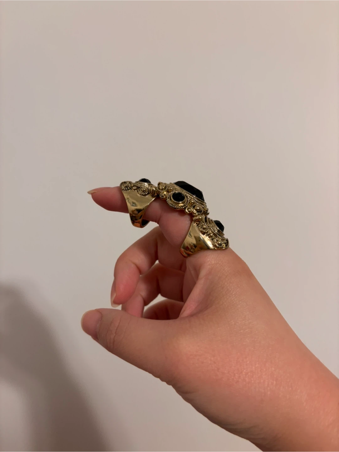 Statement Dual-Finger Ring Size 7 GUC