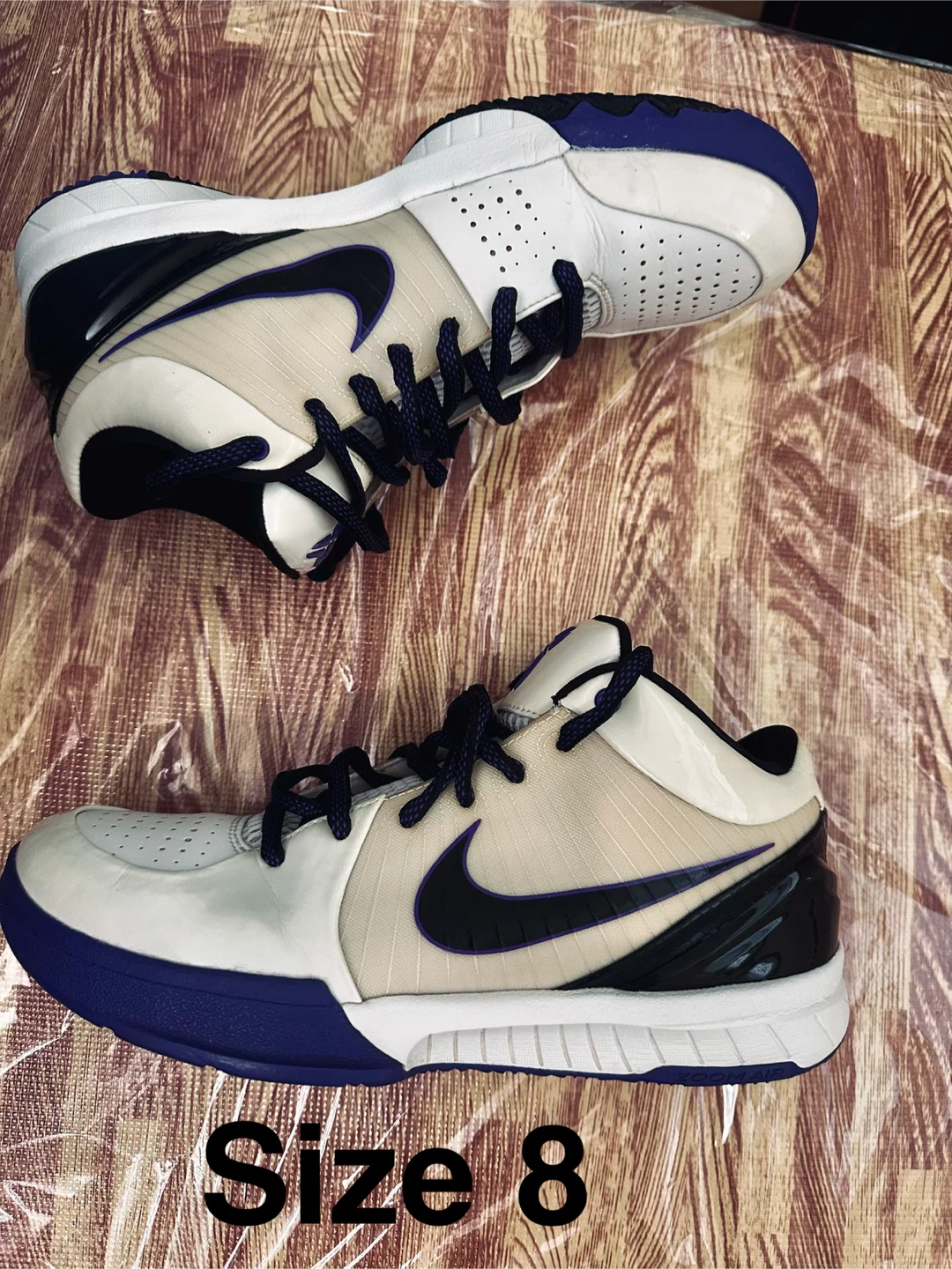 Nike Kobe Basketball Shoes - photo 2