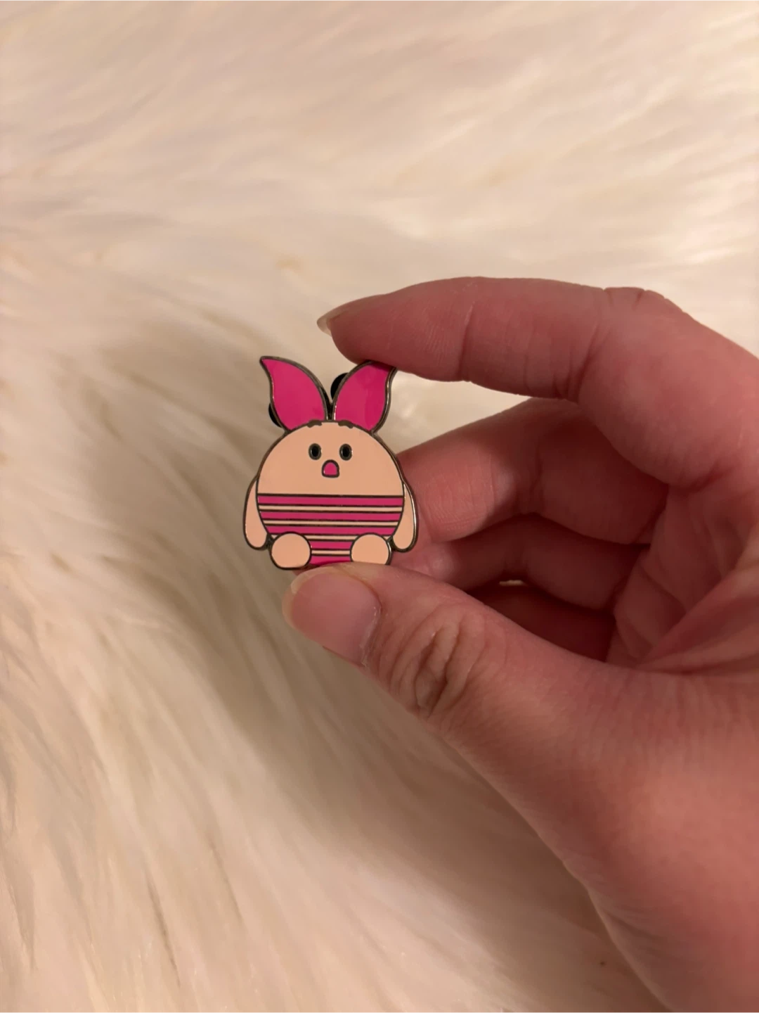 Disney Piglet Magical Mystery Pin - photo 3