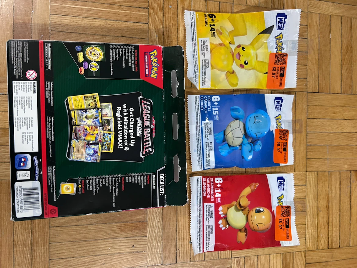 Pokemon League Battle Deck and Mega Construx Figures - photo 2