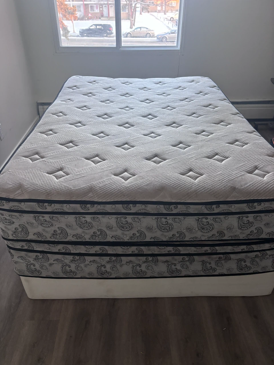 Double Sized Mattress with Box Spring - photo 4
