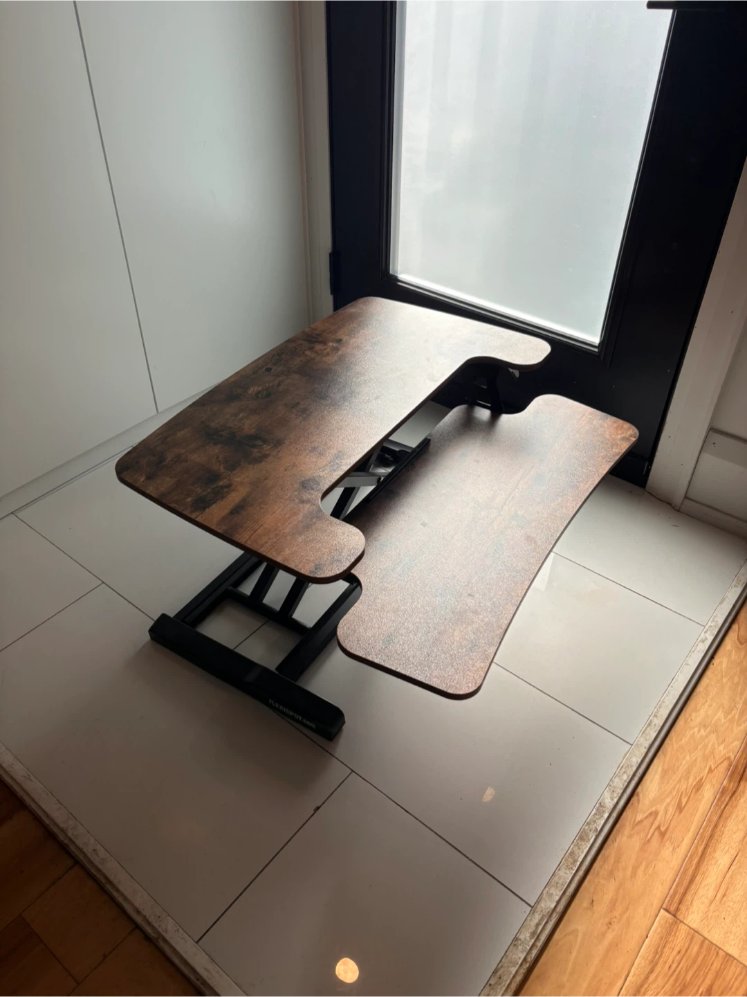 FlexiSpot Adjustable Standing Desk Converter - photo 2