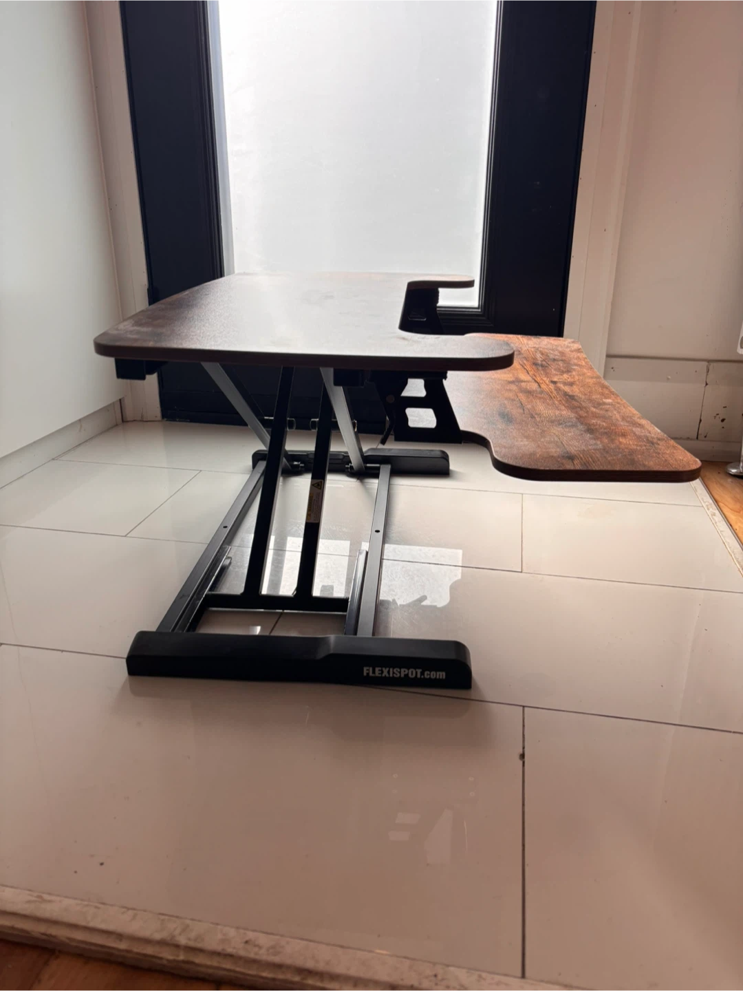 FlexiSpot Adjustable Standing Desk Converter - photo 3