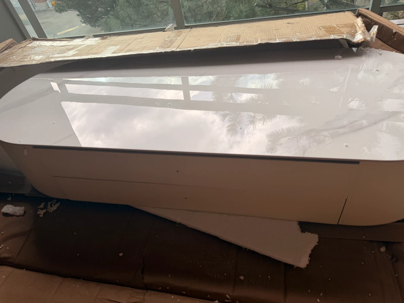 Modern White and Gold Vanity Table - photo 5