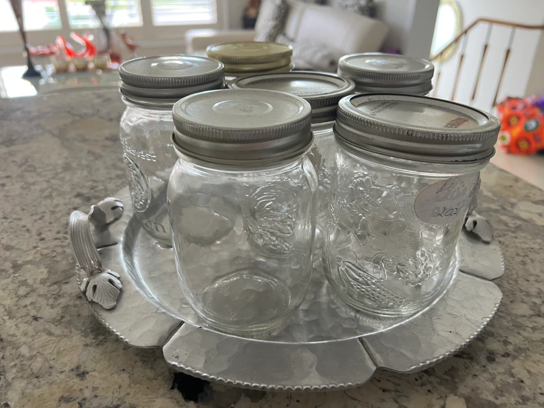 Set of 12 Bernardin Mason Jars 500ml. with Lids