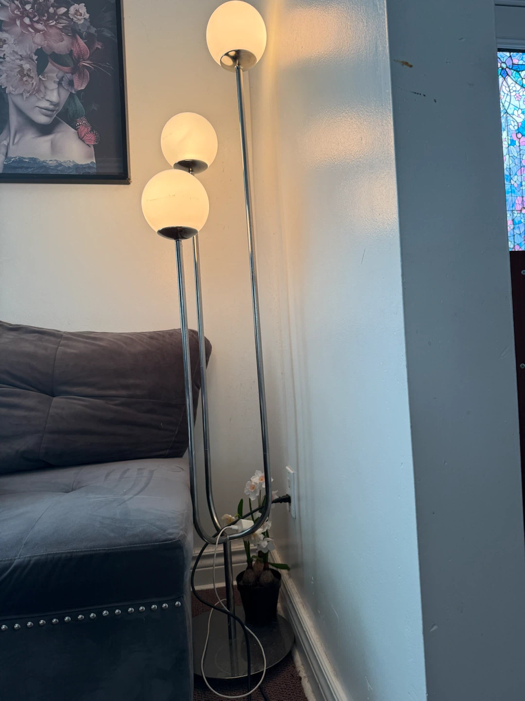 Three-Globe Chrome Floor Lamp - photo 3