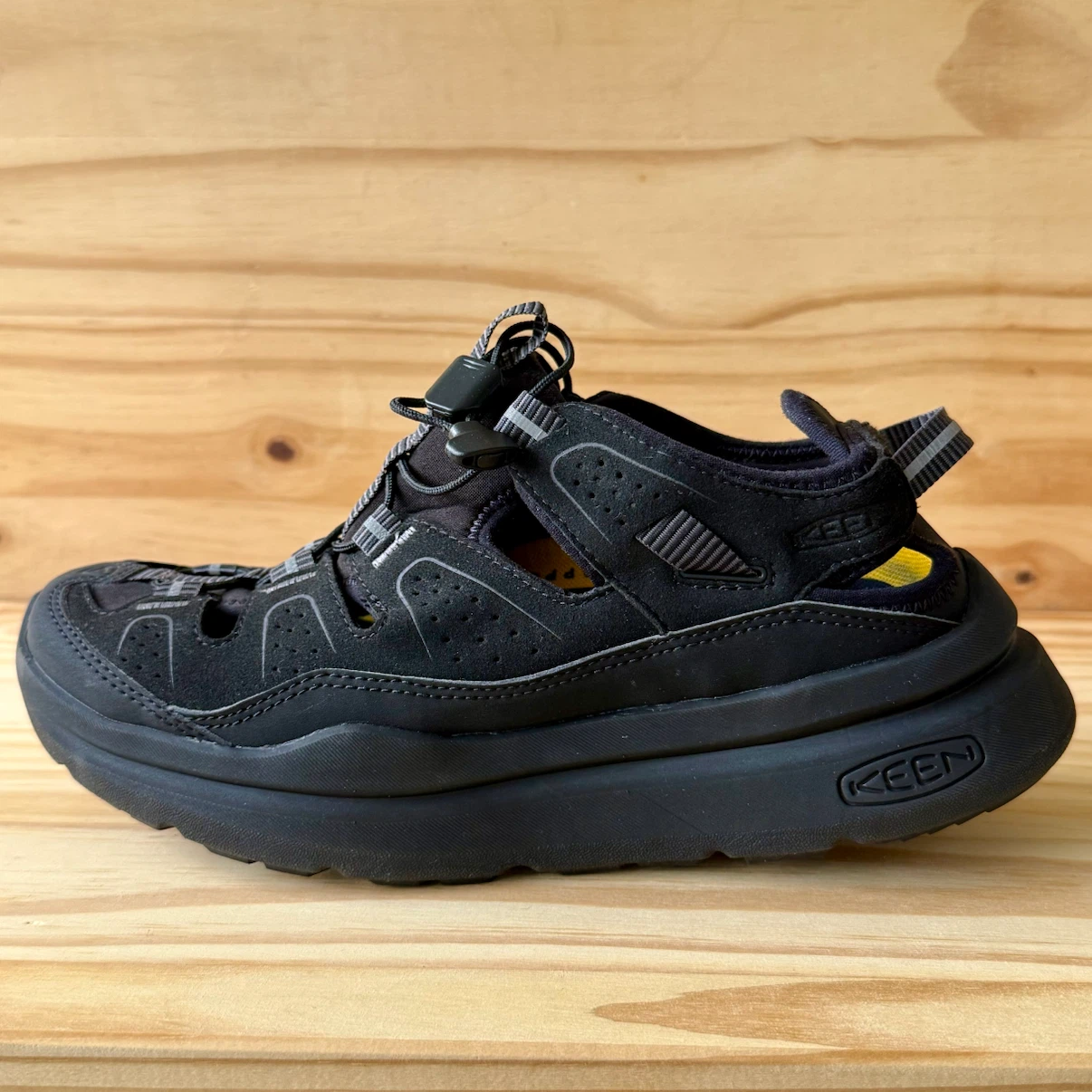 KEEN Womens WK450 Walking Sandals - Size 7.5 US