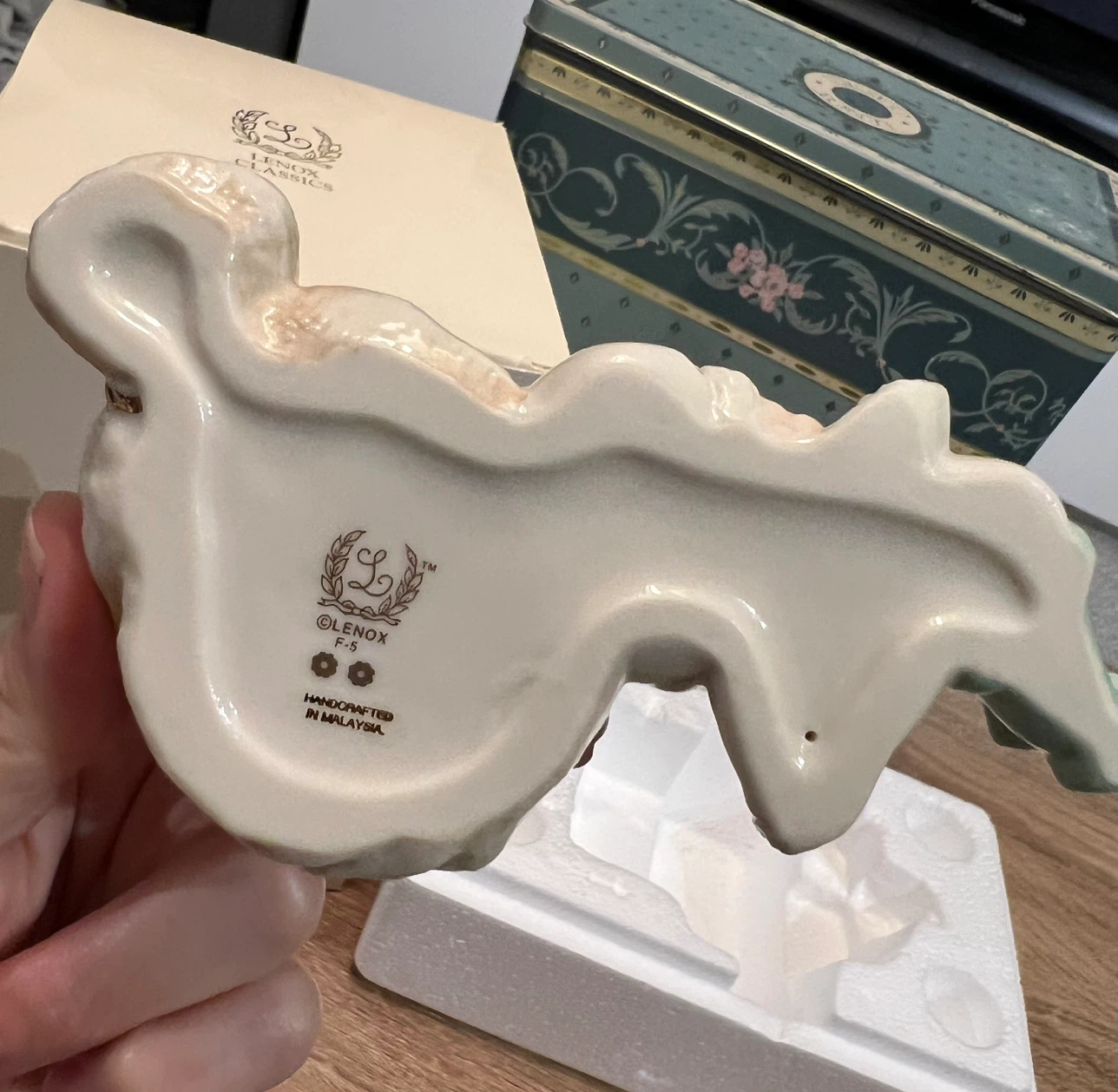 Lenox Classics Sleeping Child Figurine - photo 2