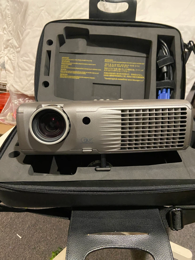 Dell 2300MP DLP Projector - photo 3