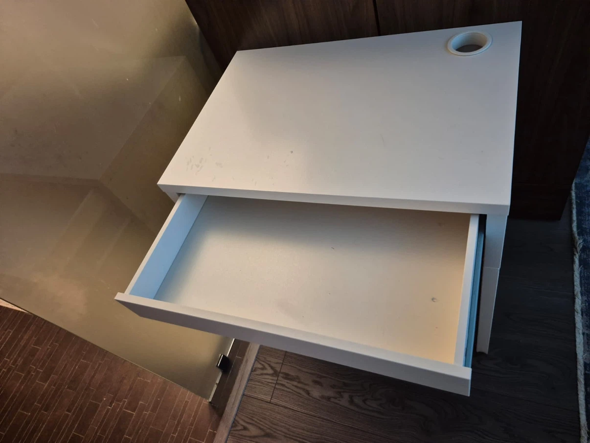 White IKEA MICKE Desk - photo 4