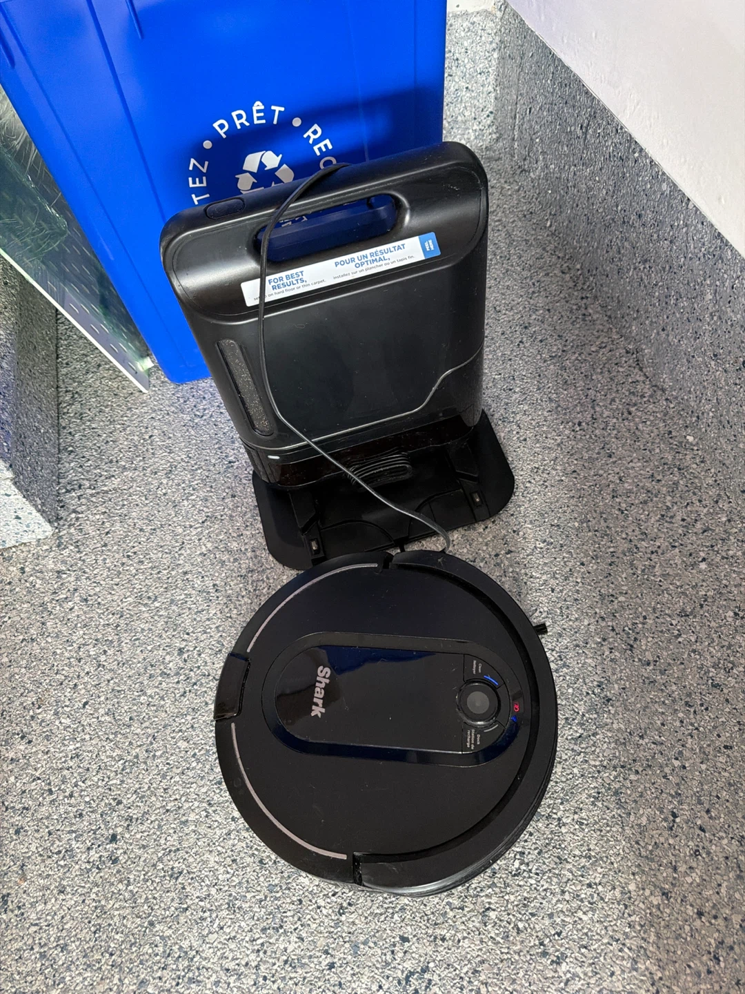 Shark Robot Vacuum with Self-Empty Base