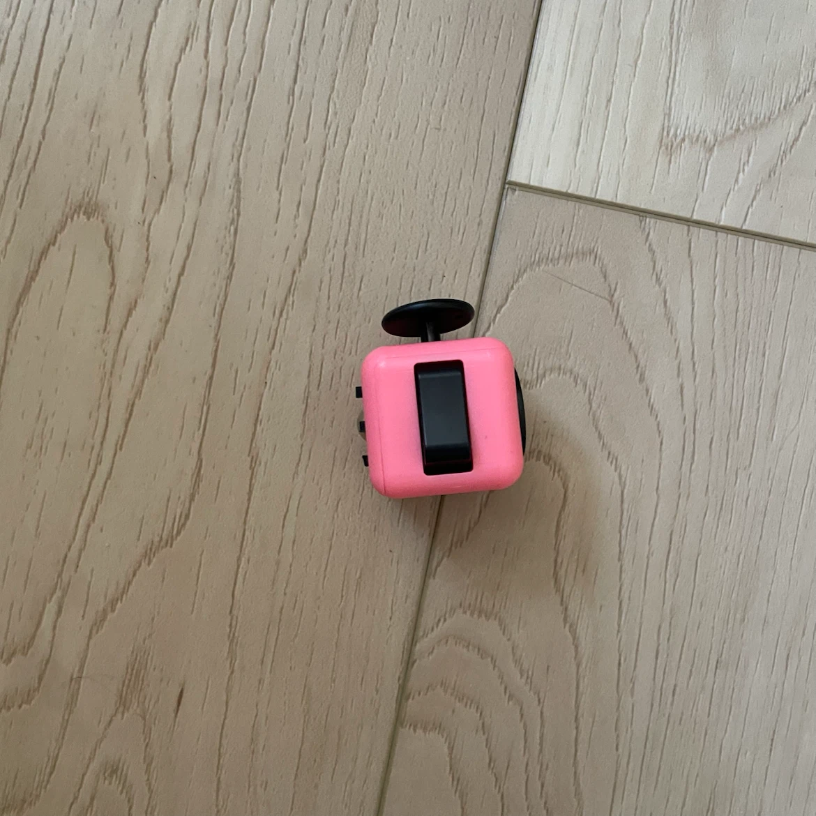 Pink Fidget Cube - photo 3