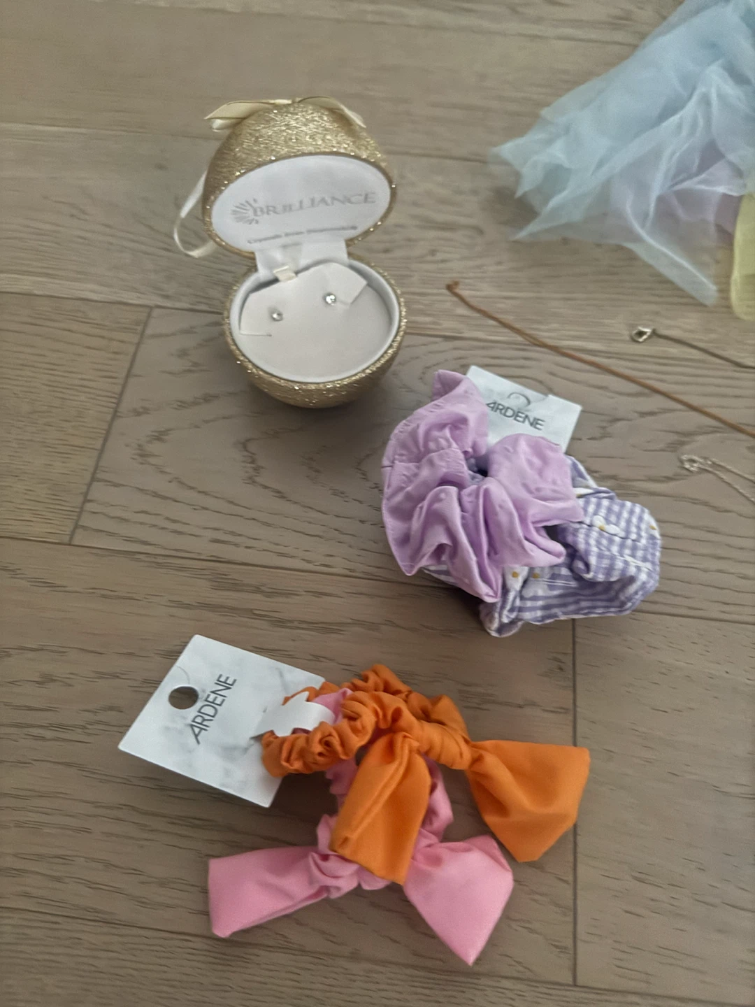 Hair accessories - jewelry - mostly all new $25 for all - photo 2