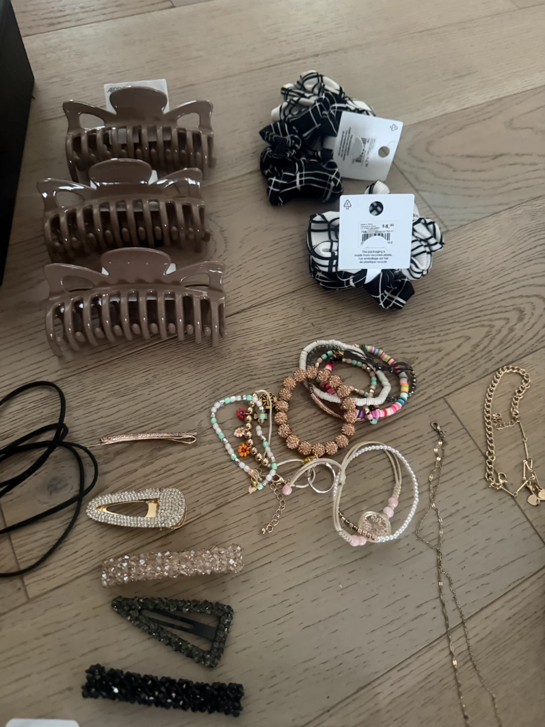 Hair accessories - jewelry - mostly all new $25 for all - photo 5