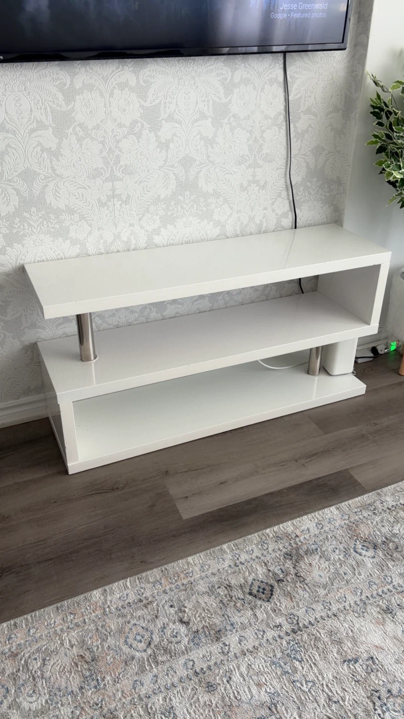 Modern White Gloss TV Stand - photo 3