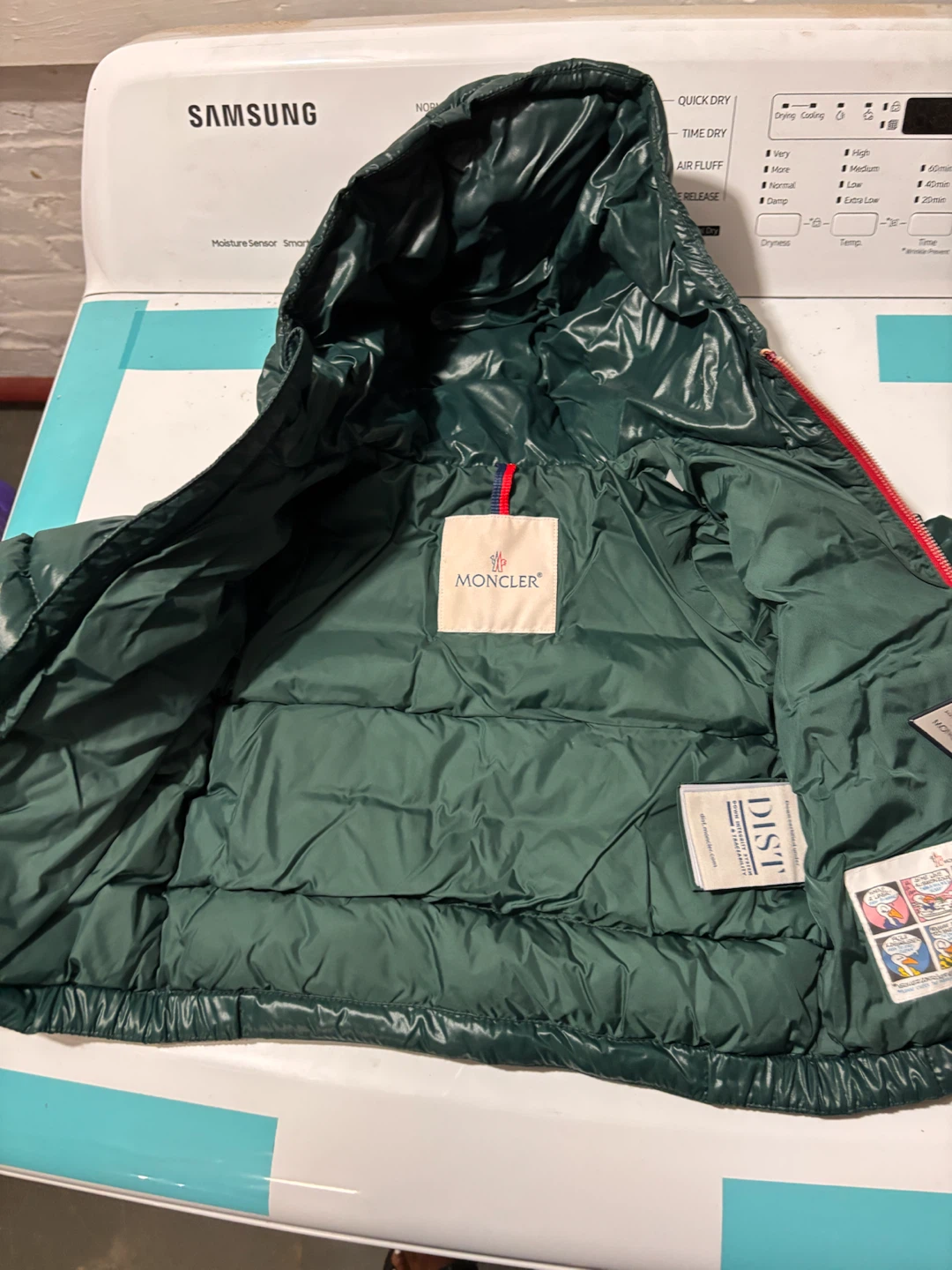 Moncler Kids Down Jacket Green 12-18 months - photo 4
