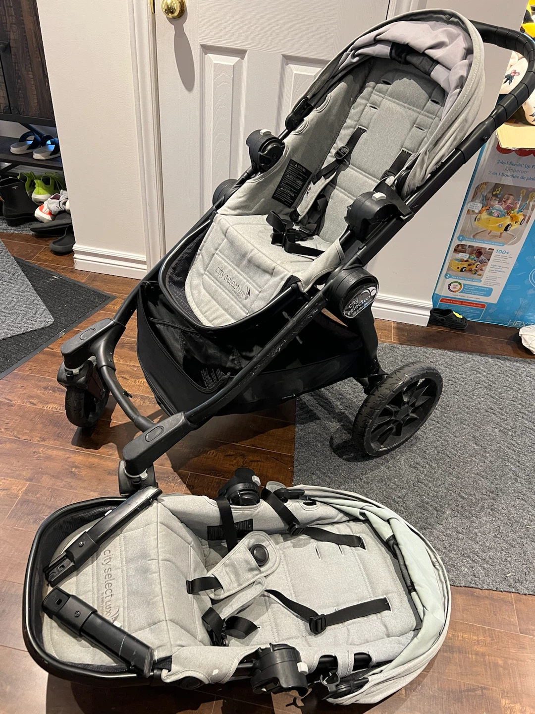 Baby Jogger City Select Lux Stroller - photo 3