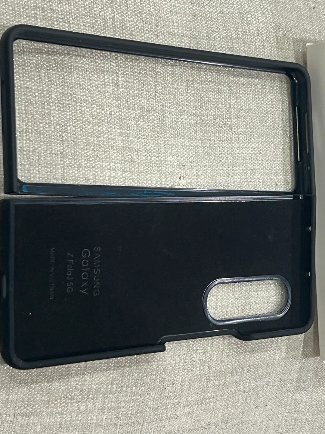 Samsung Galaxy Z Fold3 5G Silicone Cover - photo 4