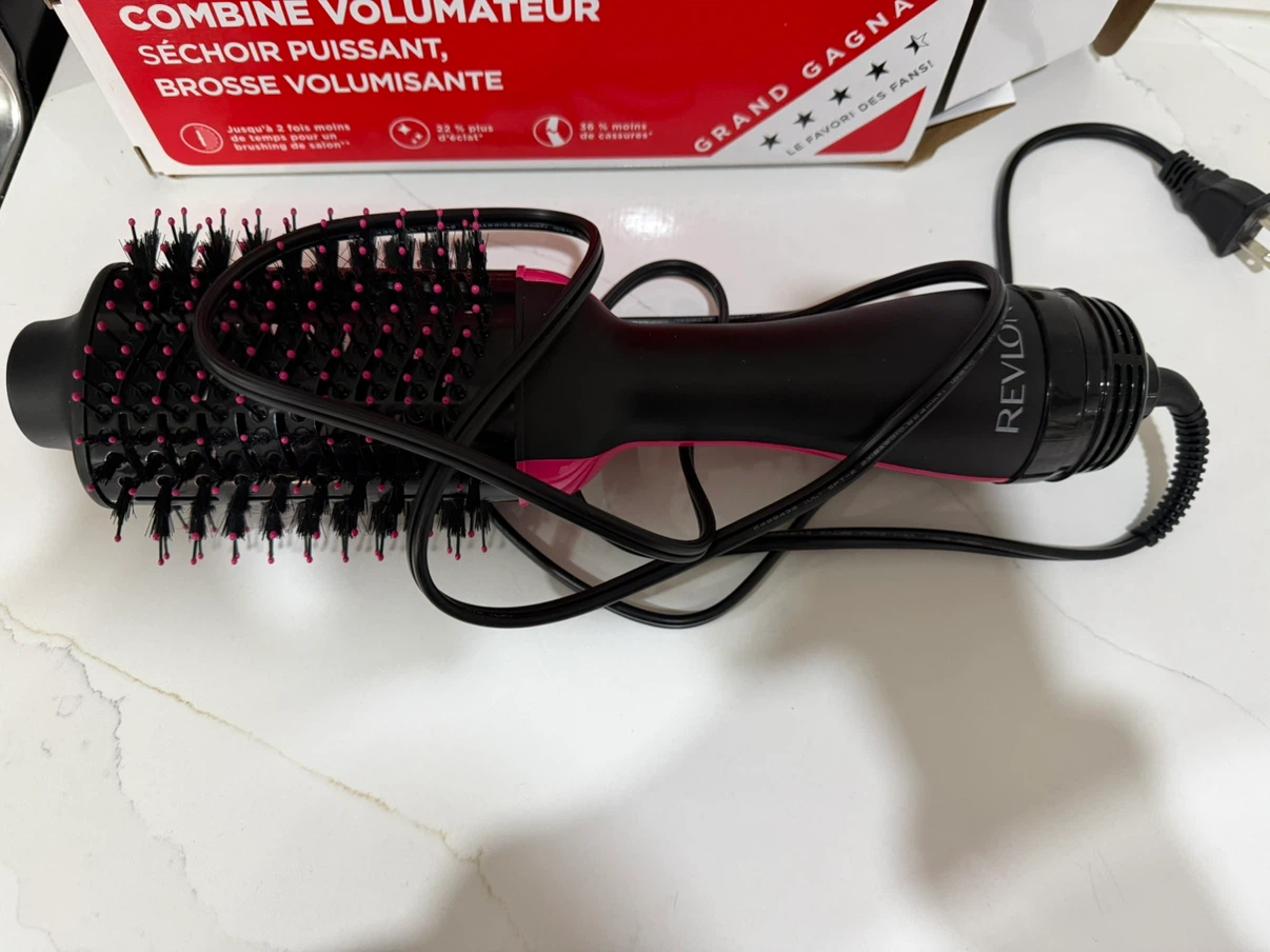 Revlon One-Step Volumizer Hair Dryer Brush