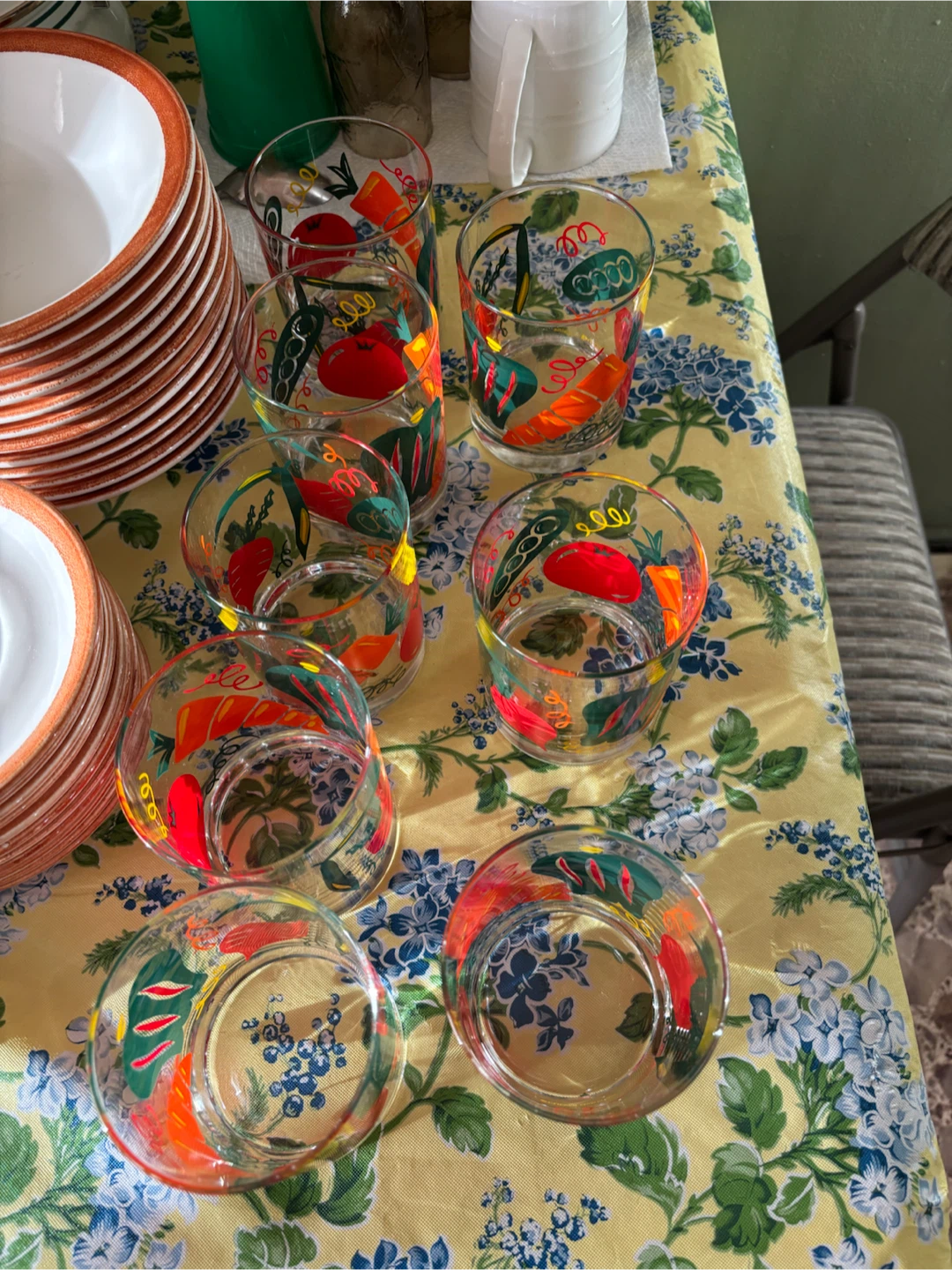 Set of 8 culver made in USA heavy tumblers with vegetable motif - photo 3