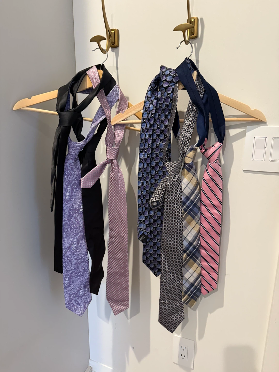8 men’s ties $40 for all