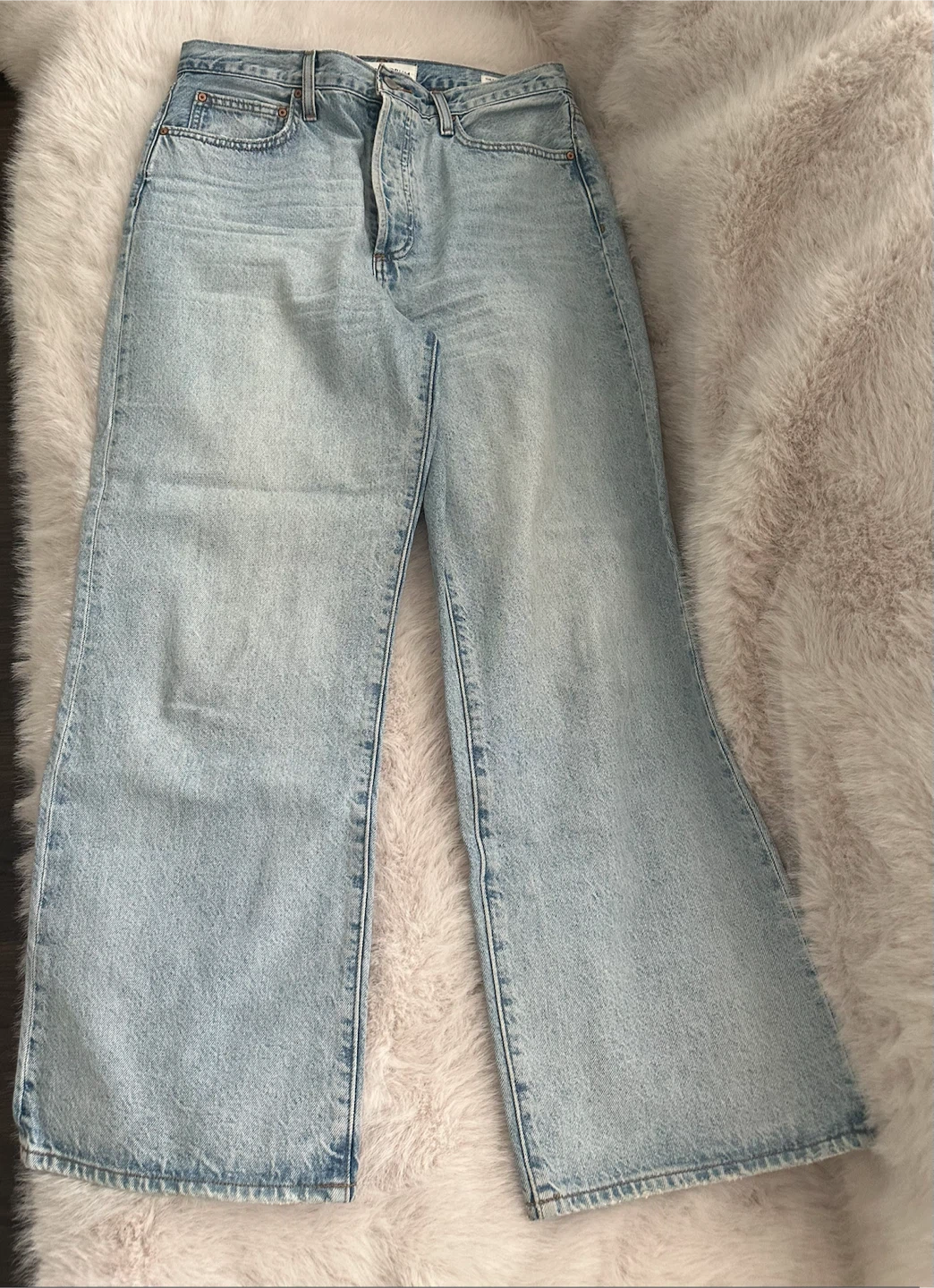 Aritzia High Rise Wide Leg Jeans