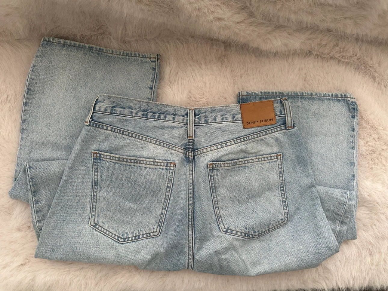 Aritzia High Rise Wide Leg Jeans - photo 3