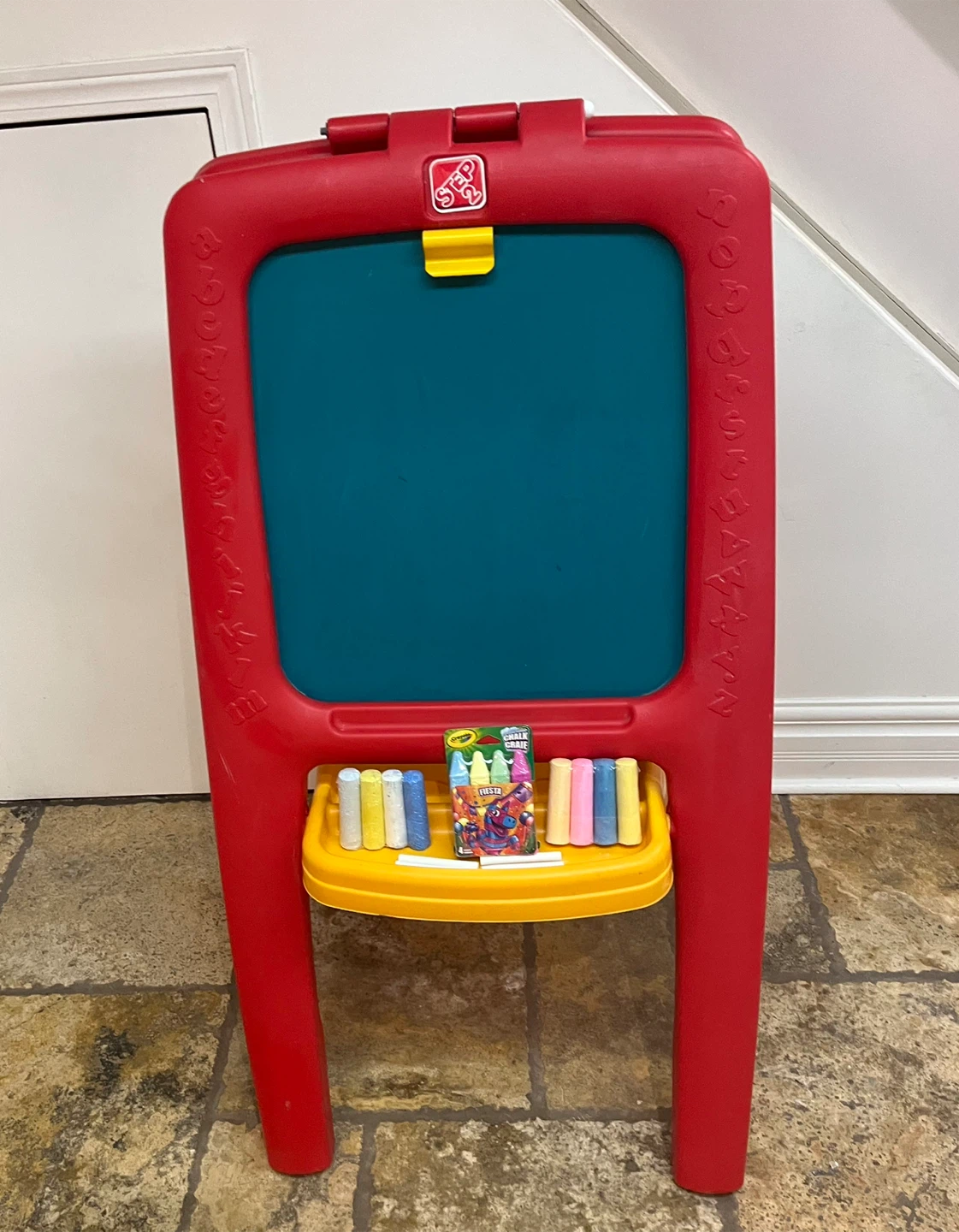 Step2 Kids Easel / Chalkboard, Chalk , Magnetic Whiteboard
