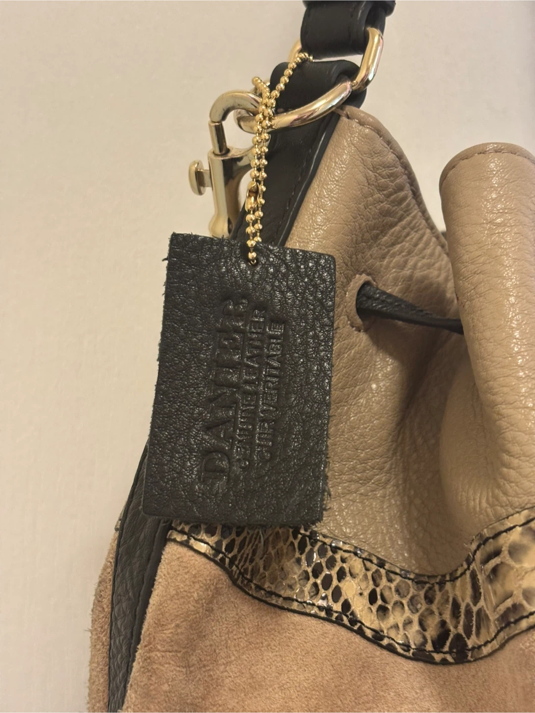 Danier Leather Bucket Bag - photo 3