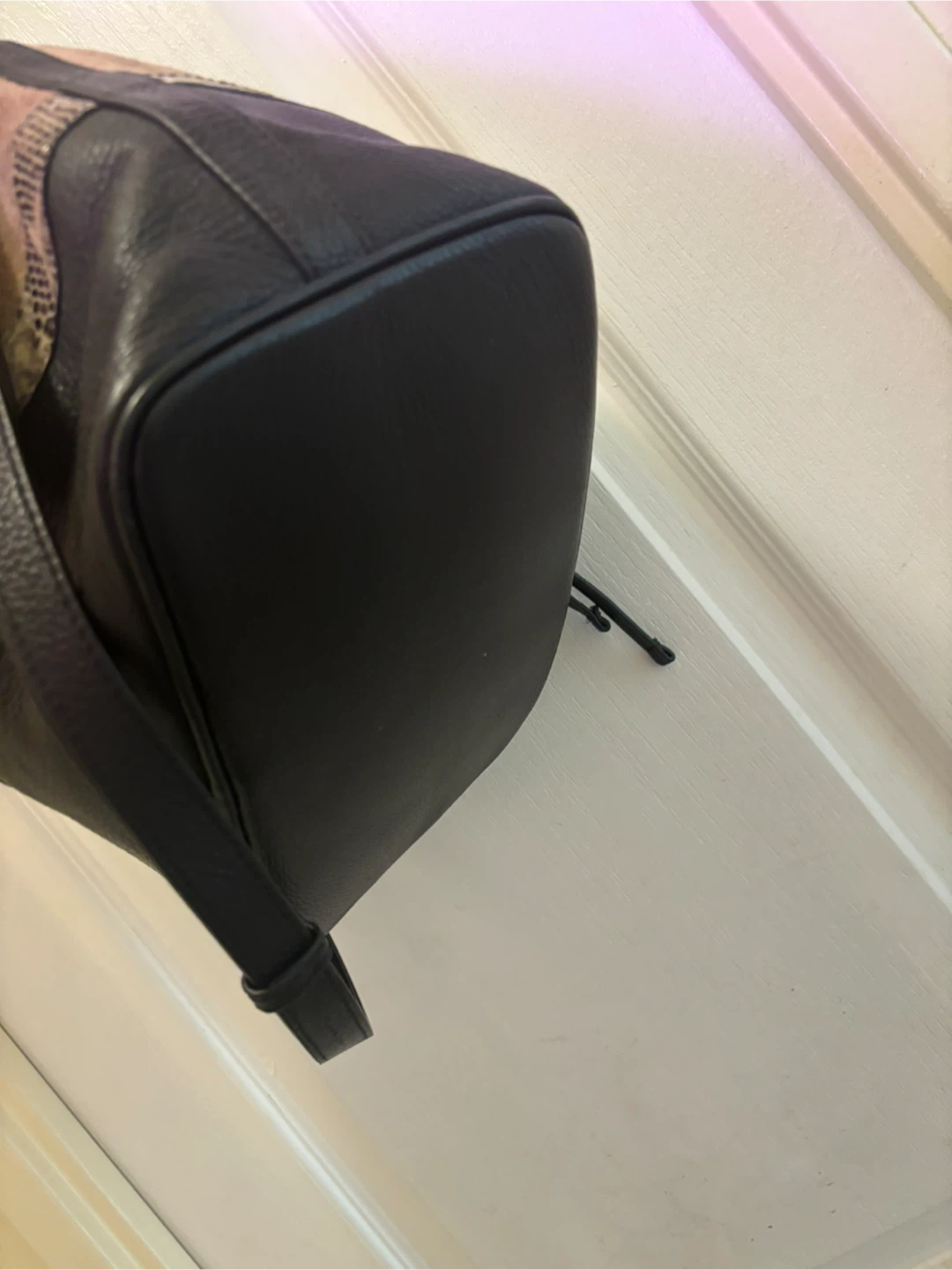 Danier Leather Bucket Bag - photo 5