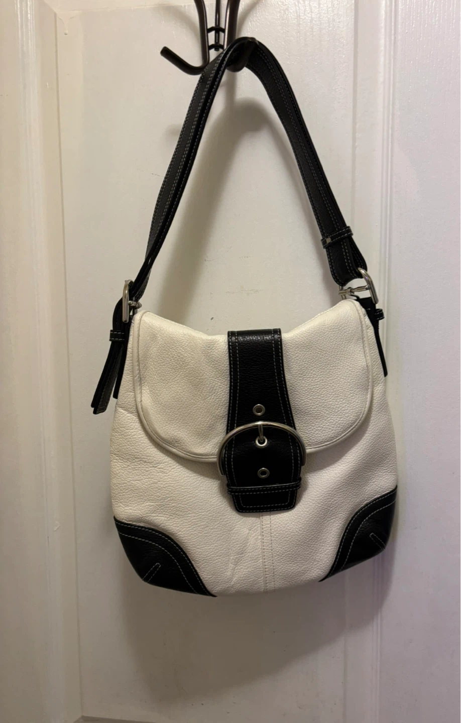 Danier Two-Tone Leather Shoulder Bag