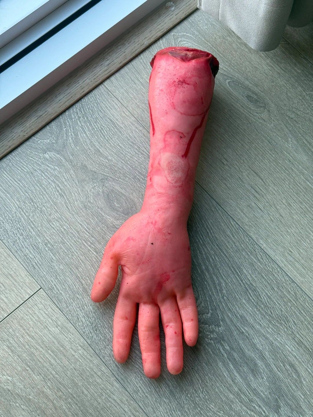 Halloween Prop Severed Arm Decoration - photo 2