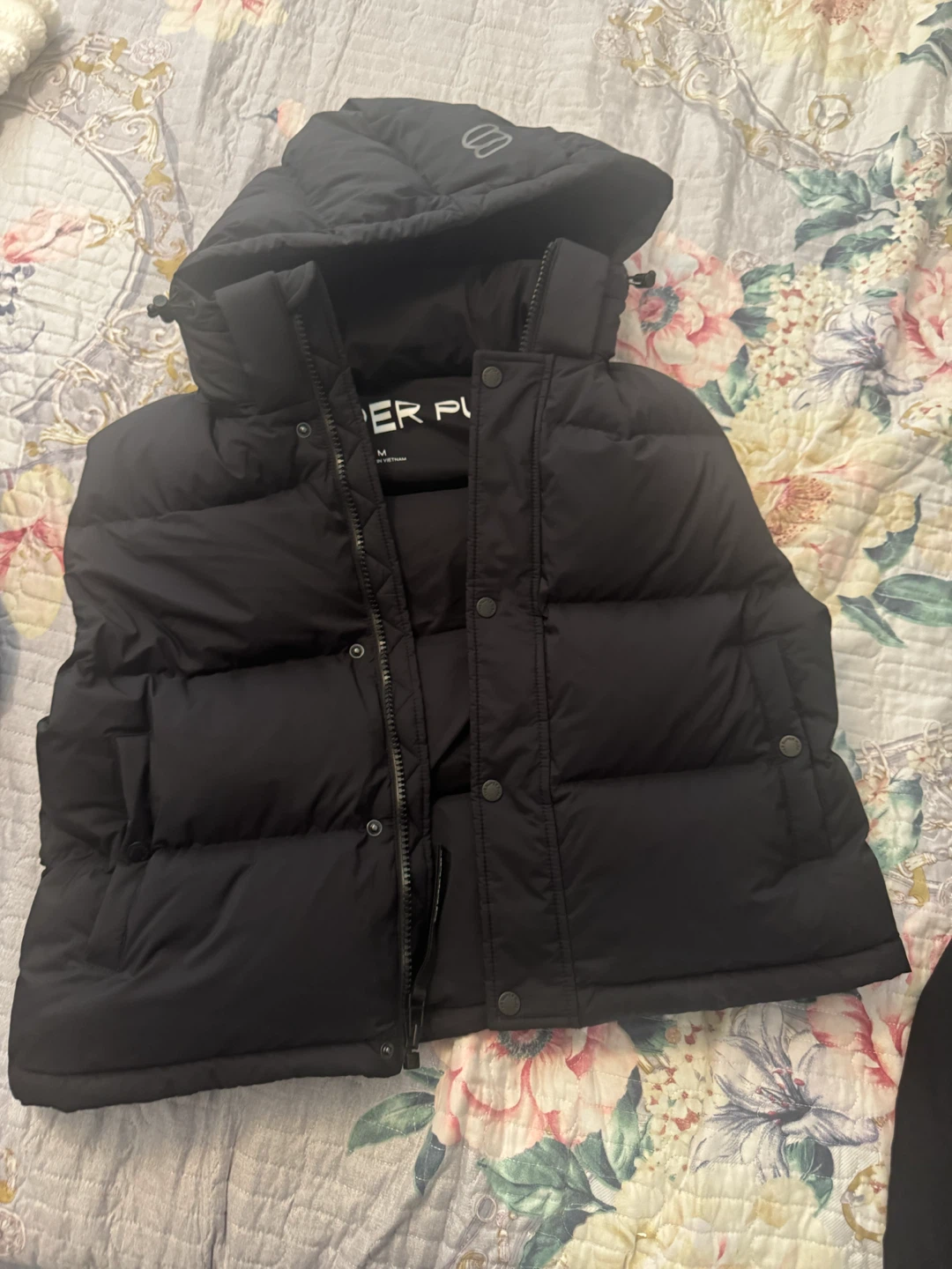 Aritzia The Super Puff Vest