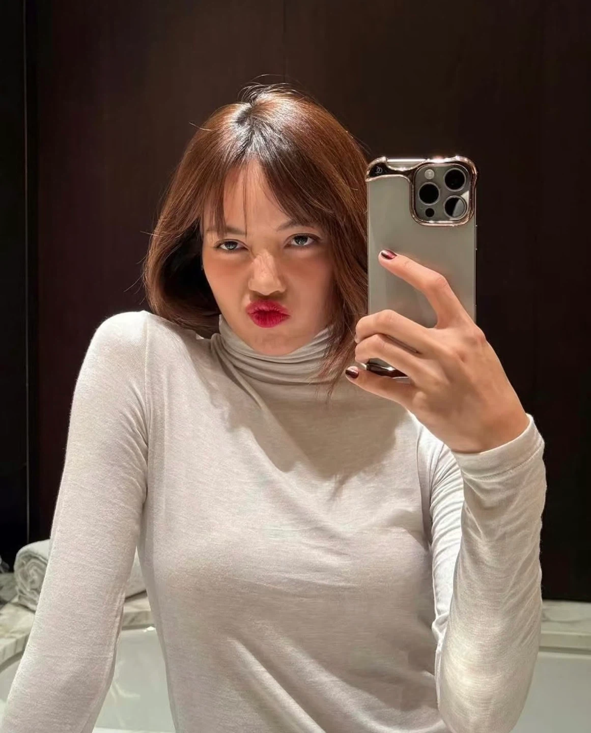 Lisa’s outfit Cream Long Sleeve Turtleneck Top