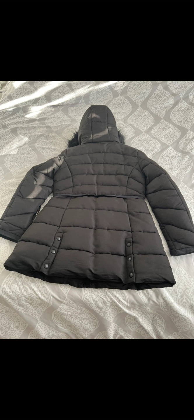 Guess  Black puffer, jacket size M like new - photo 2