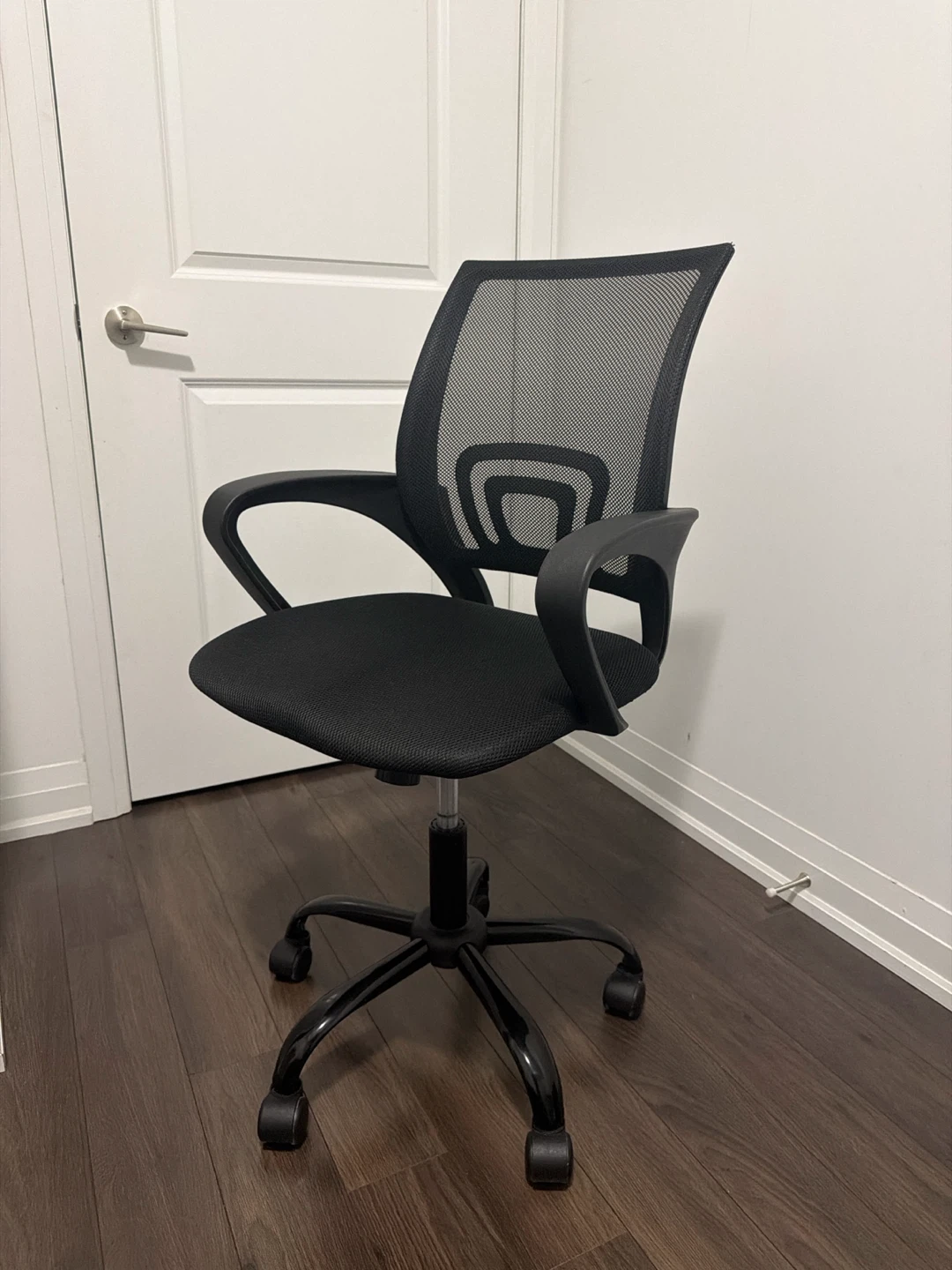 Black Mesh Office Chair